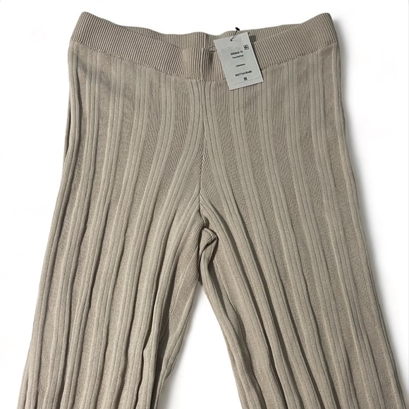 Cotton on Women's Foxy Knit Pants, Size M, New - Picture 3 of 8